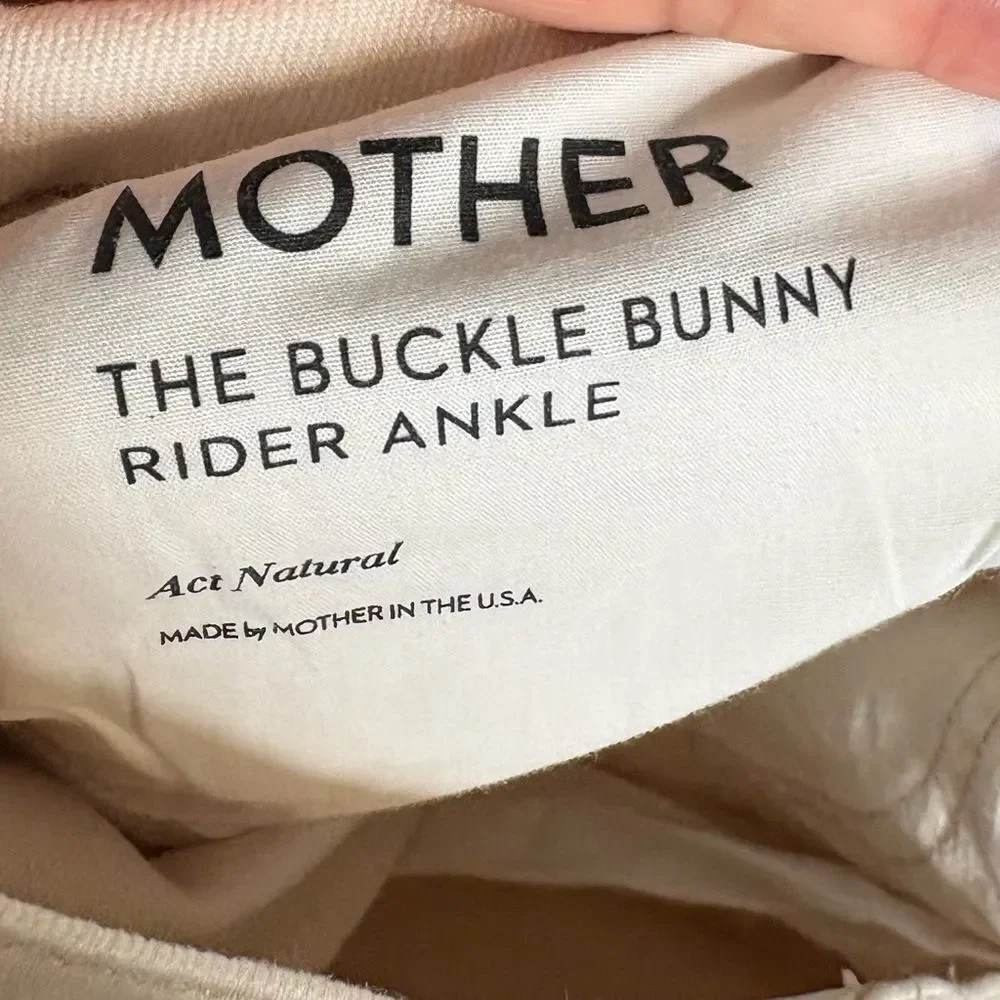 MOTHER The Buckle Bunny Rider Ankle Jeans